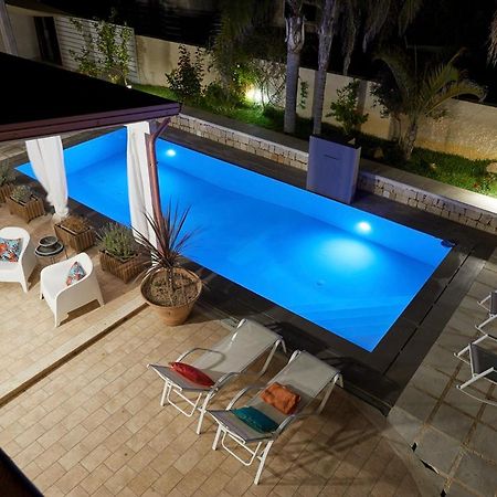 Villa Zamia Con Piscina Santa Maria Del Focallo Kültér fotó