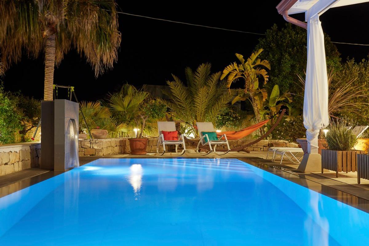 Villa Zamia Con Piscina Santa Maria Del Focallo Kültér fotó